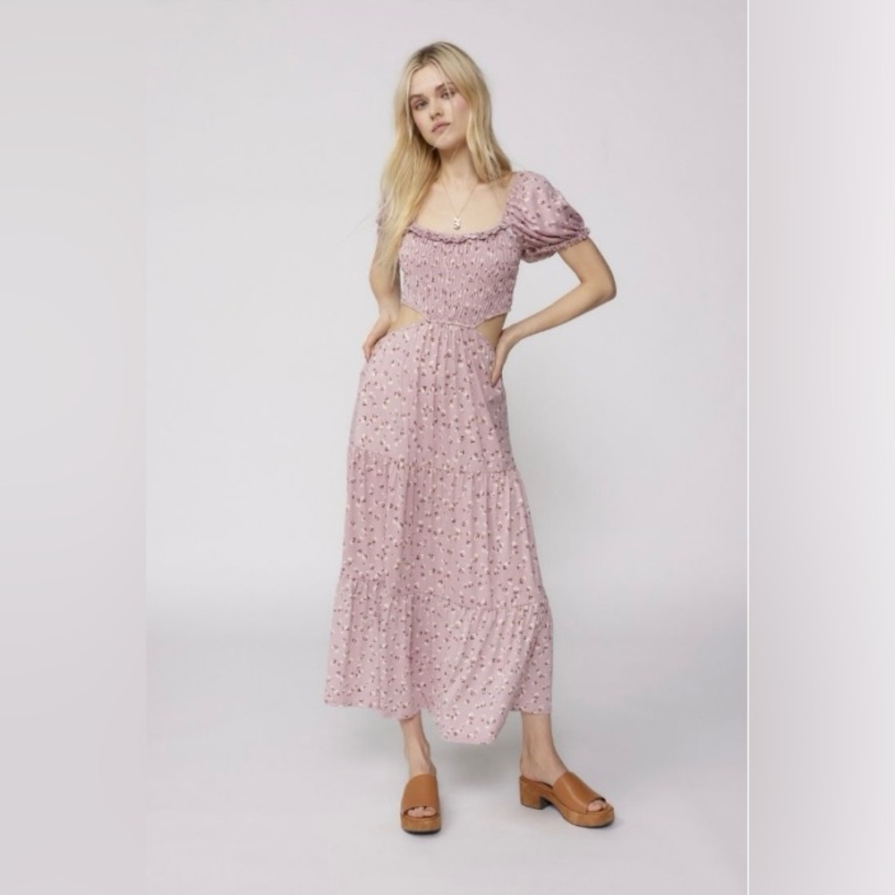 UO Jane Puff Sleeve Midi Dress in Pink X-Small 🌸